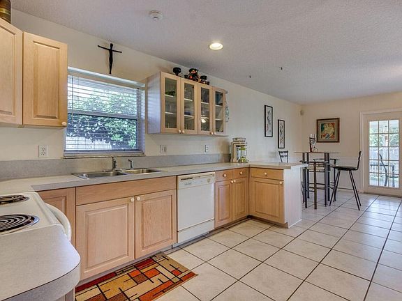4th image of 5951 Loxahatchee Pines Dr