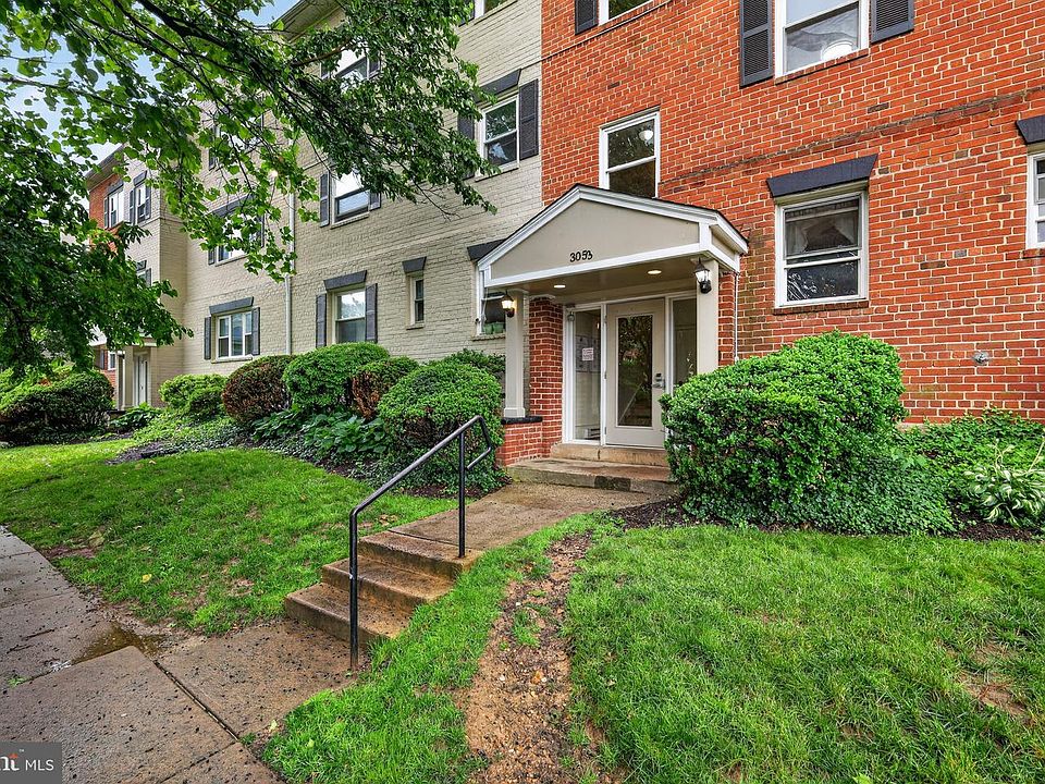 1st image of 3053 Patrick Henry Dr APT 202