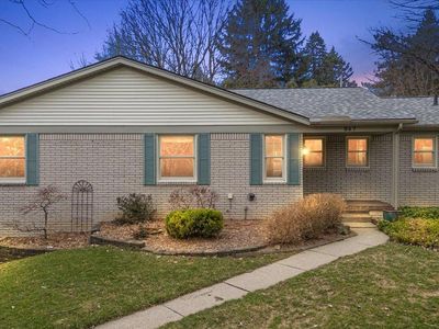 847 Leinster Rd, Rochester Hills, MI, 48309