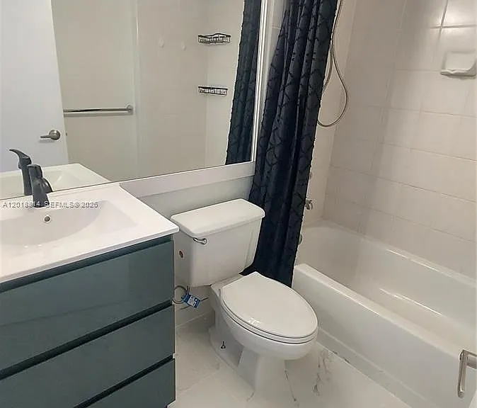 3300 NE 192nd St #808 — Photo 11