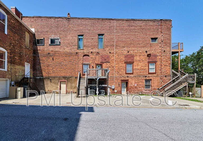 101 Silver St #101 — Photo 14