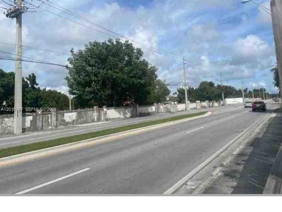 1st image of 19422 SW 119th Ct
