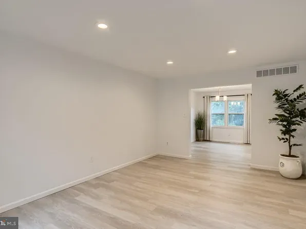 (undisclosed Address), Nottingham, MD 21236