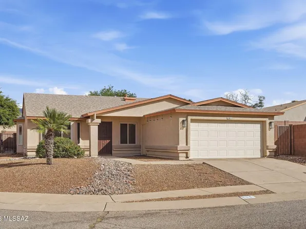 811 S Chimney Canyon Dr, Tucson, AZ 85748