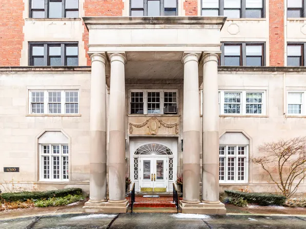 4300 N Marine Dr APT 706, Chicago, IL 60613