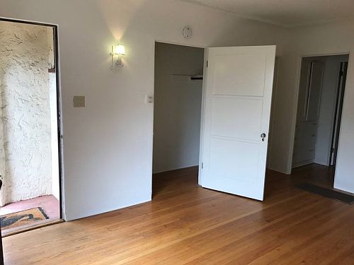 5th image of 828 1/2 Maltman Ave