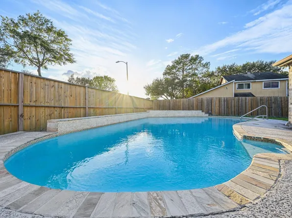 2918 Crest Park Dr, Houston, TX 77082