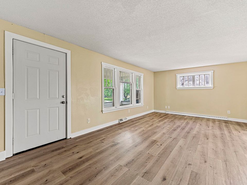 321 S Ottawa Ave, Dixon, IL 61021 | MLS #202503213 | Zillow