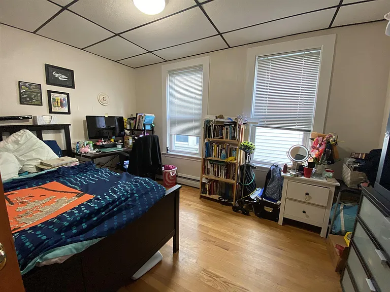 279 Pearl St #3L — Photo 10