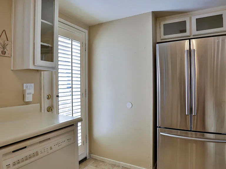 34073 Emily Way — Photo 4