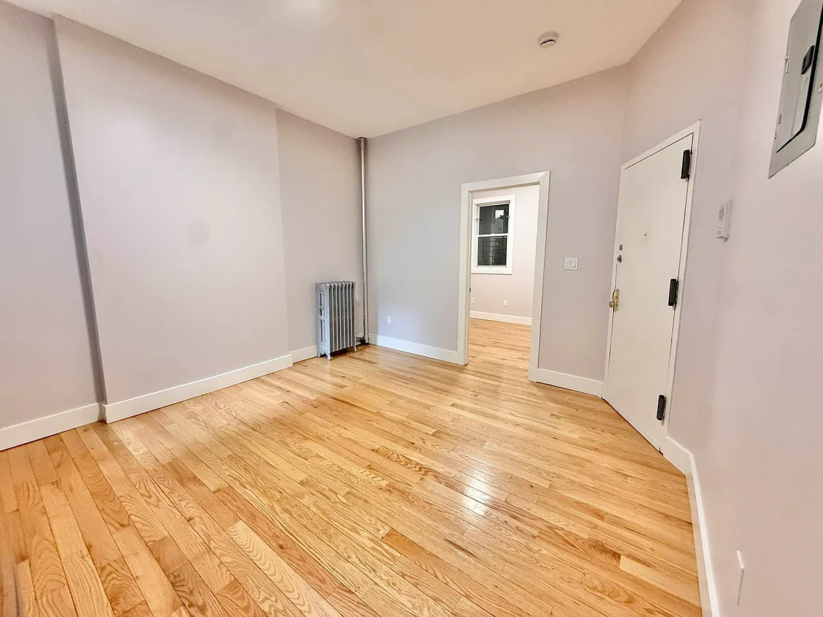 Building Photo - 304 Stuyvesant Ave #B4