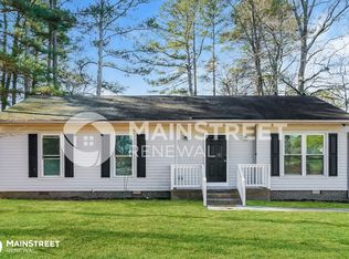 201 Garner Dr, Smithfield, NC 27577