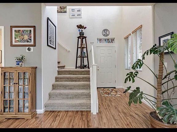 5th image of 211 Dragonfly Cir