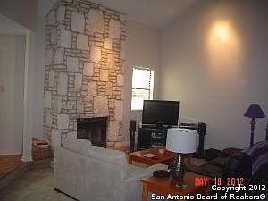 5th image of 8546 Echo Creek Ln