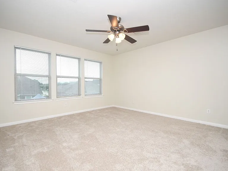 16614 Spirit Lake Ct — Photo 15