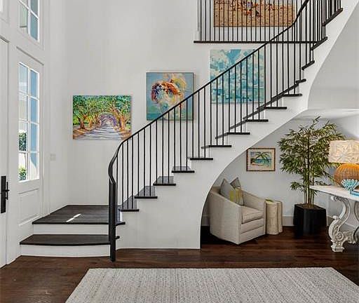 4th image of 3505 Sea Island Dr #405