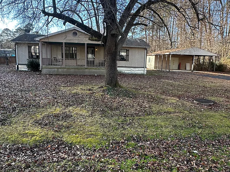 99 Monticello Dr — Photo 1