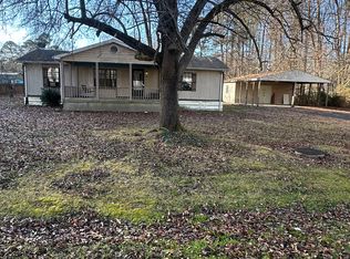 99 Monticello Dr, Colonial Beach, VA 22443