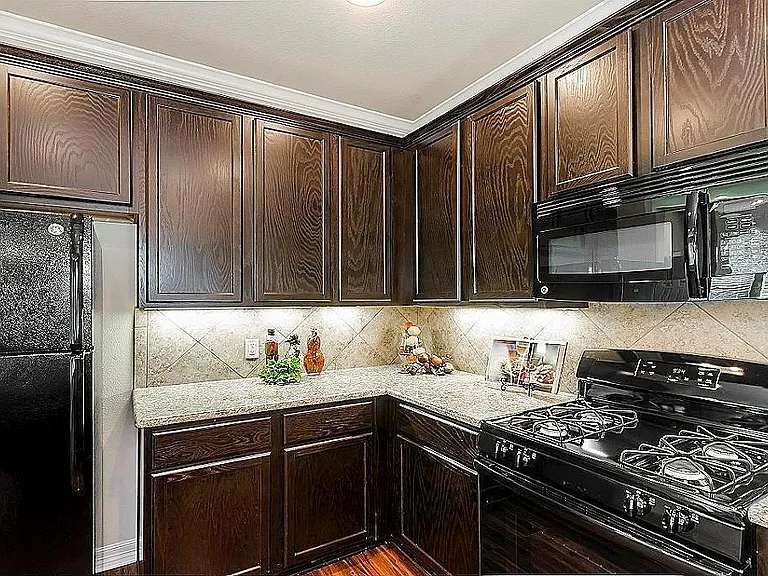 64 Woodland Hills Dr #A — Photo 5