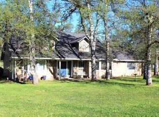 11459 Suggie Ln, Redding, CA 96003