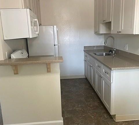 4th image of 1590 Ebener St #2