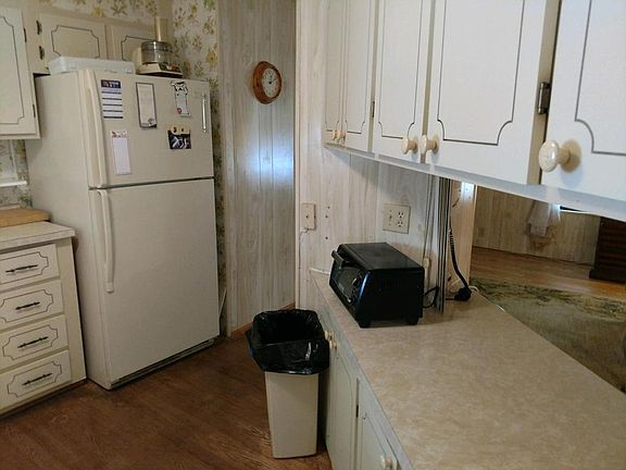 5th image of 8010 SE Shenandoah Dr