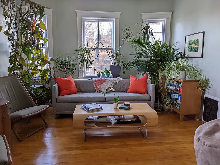 35 Ashland St #1 — Photo 6