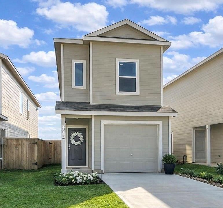 1st image of 914 Pertuso Ln