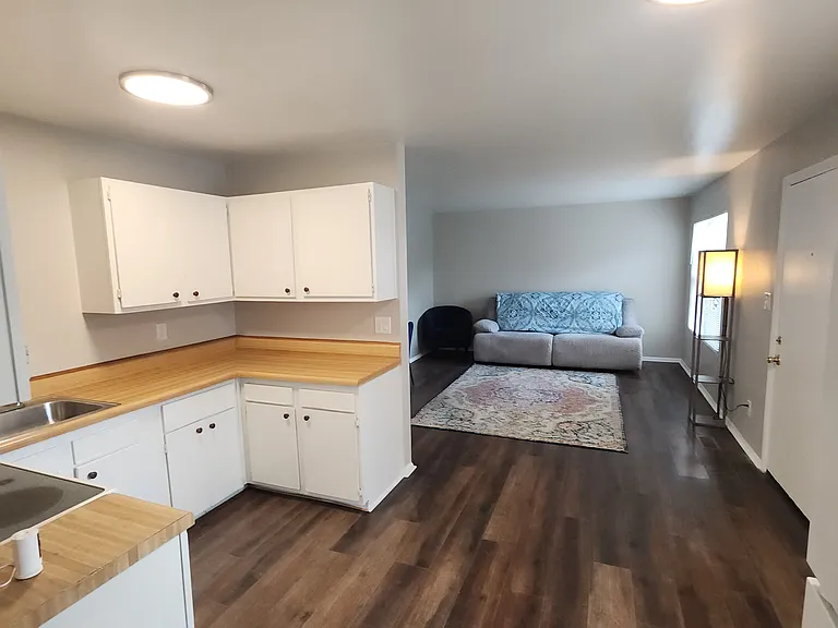 9633 15th Bay St #4 — Photo 37