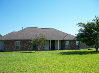 6313 Lemon Rd, Slaughter, LA 70777