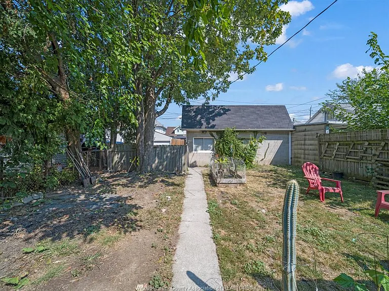 758 Pierre Ave #3 — Photo 13