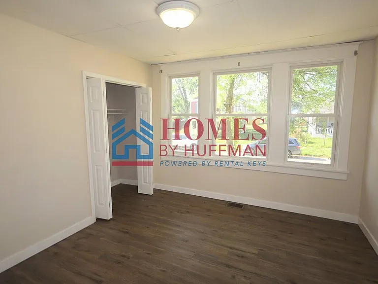638 Jackson Ave — Photo 9