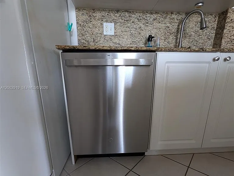 3500 Coral Way #505 — Photo 10
