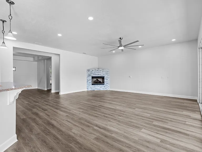9510 NW 59th Ln — Photo 10