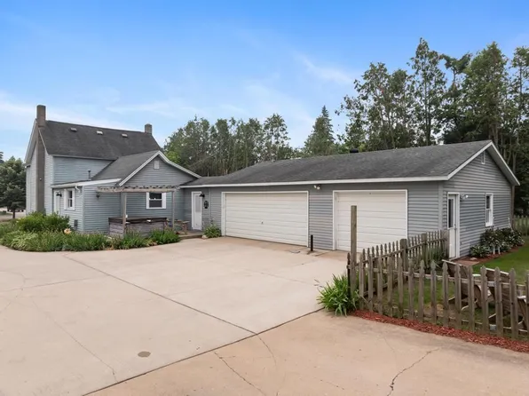 1217 Atkins Rd, Petoskey, MI 49770