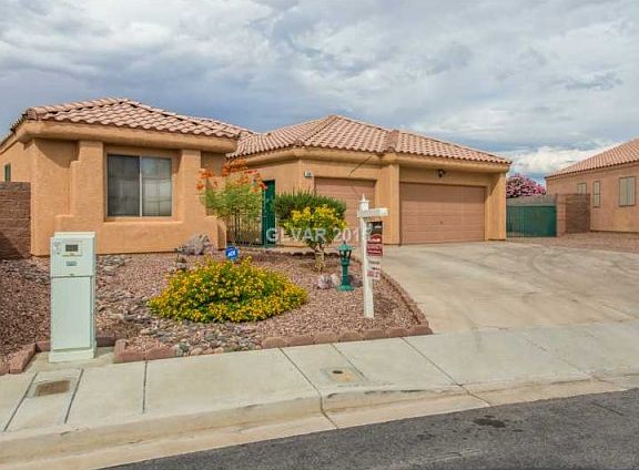 2nd image of 939 High Plains Dr