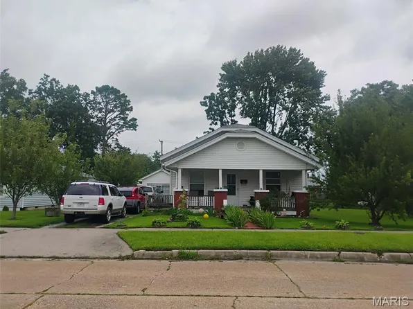 417 Elliott Ave, Chaffee, MO 63740