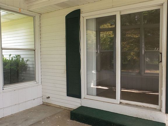 5th image of 23510 Broadwood Dr
