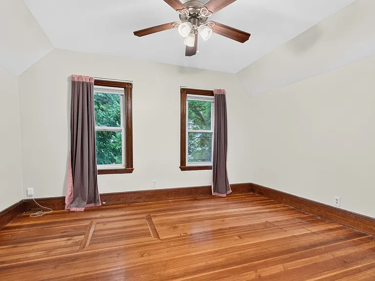 45 Edwin St #2 — Photo 19