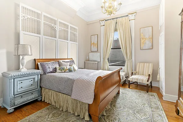 Sold by Compass | media 4