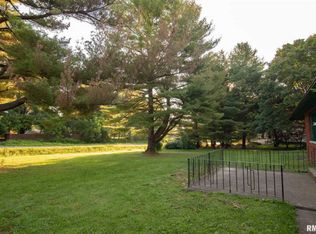 4216 Old Jacksonville Rd, Springfield, IL 62711