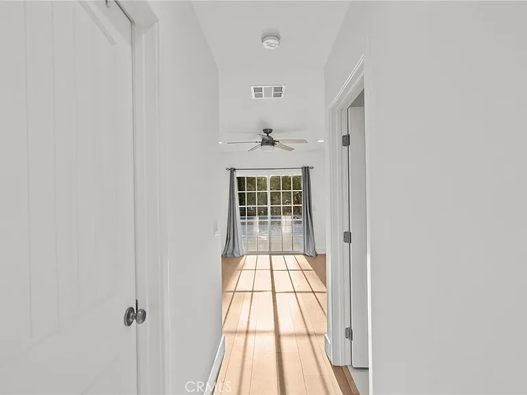 5937 Ranchito Ave — Photo 14