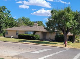 1716 NW Arlington Ave, Lawton, OK 73507