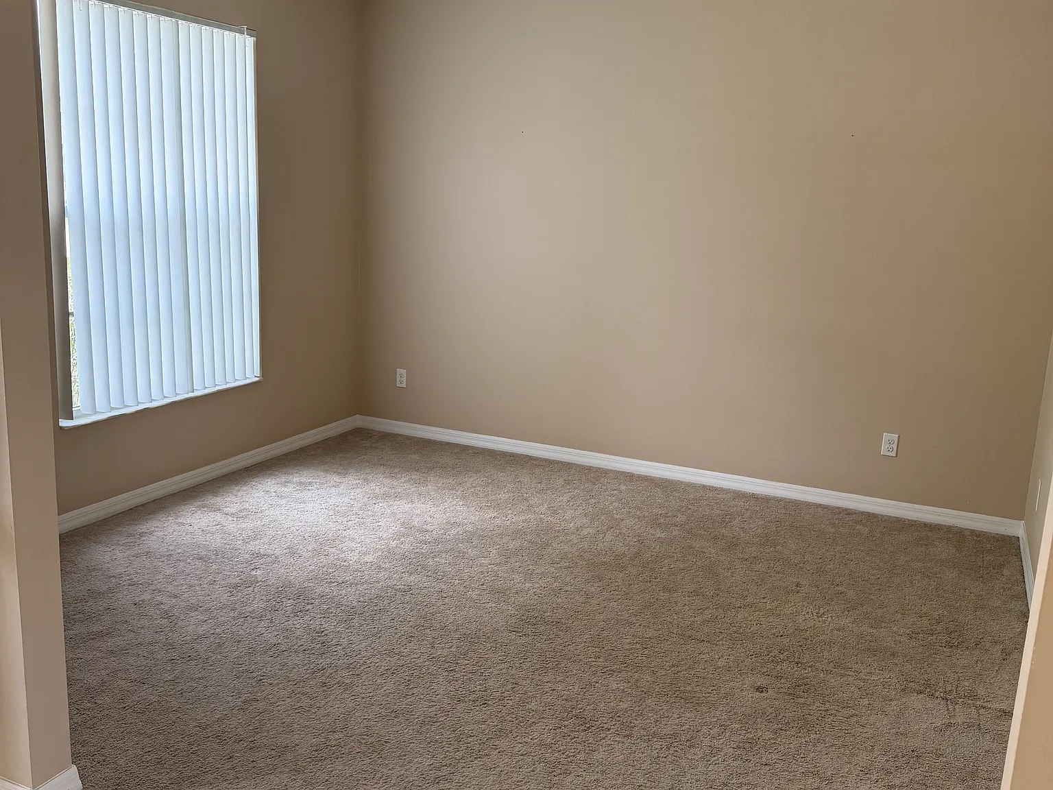 1211 Knollwood - Sunset Ridge — Photo 3