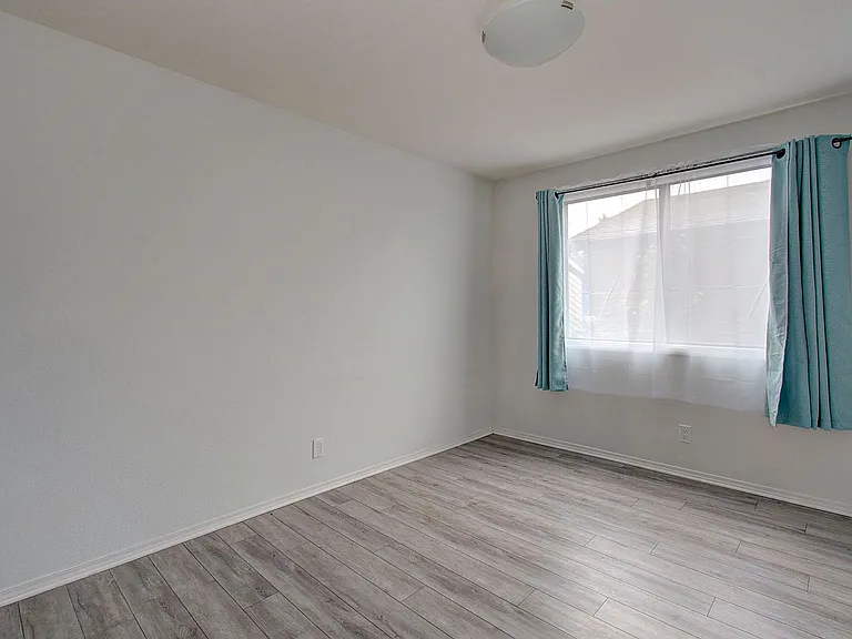 607 SE 121st Ave #39 — Photo 13