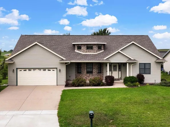 51 South Wyler Drive, Evansville, WI 53536