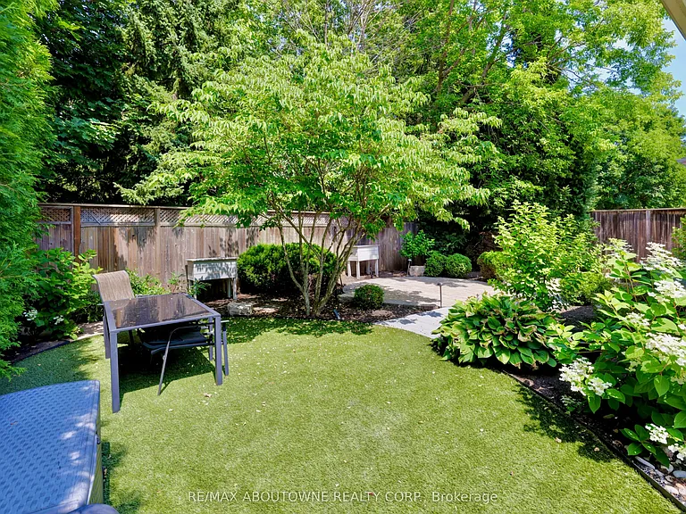 497 Anthony Dr — Photo 29