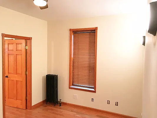 Rented by Rapid Realty Cobble Hill | media 63