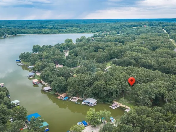 805 Cochise Ih Dr, Cuba, MO 65453
