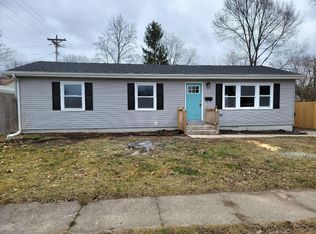 525 Larchmere Rd, Kingsford Heights, IN 46346